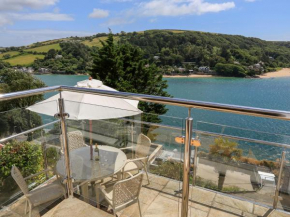 2 Channel View, Salcombe